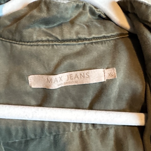 Jacket - Picture 2 of 3